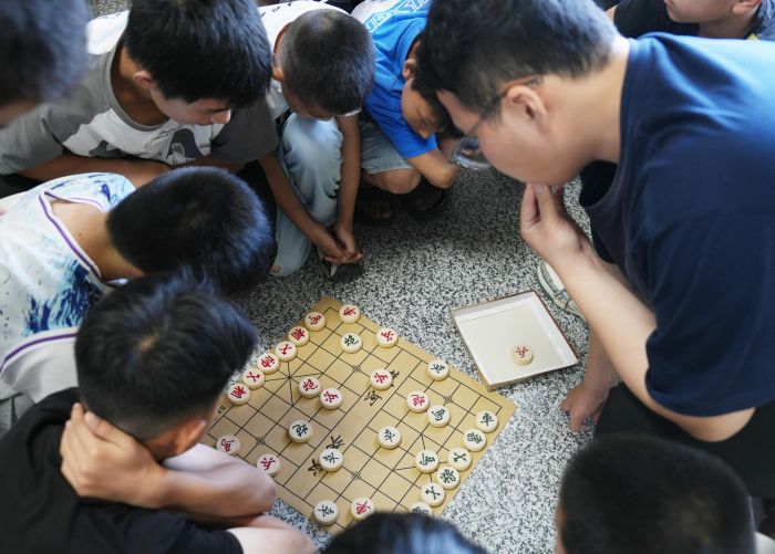 14、学习象棋.jpg